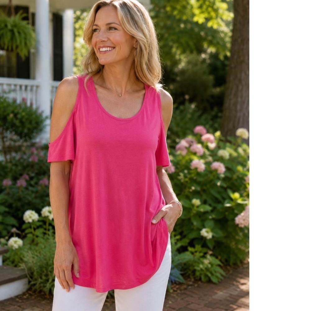 Crown & Ivy Pink Pop Essentials Cold Shoulder Short Sleeve Tee Top Medium NWT